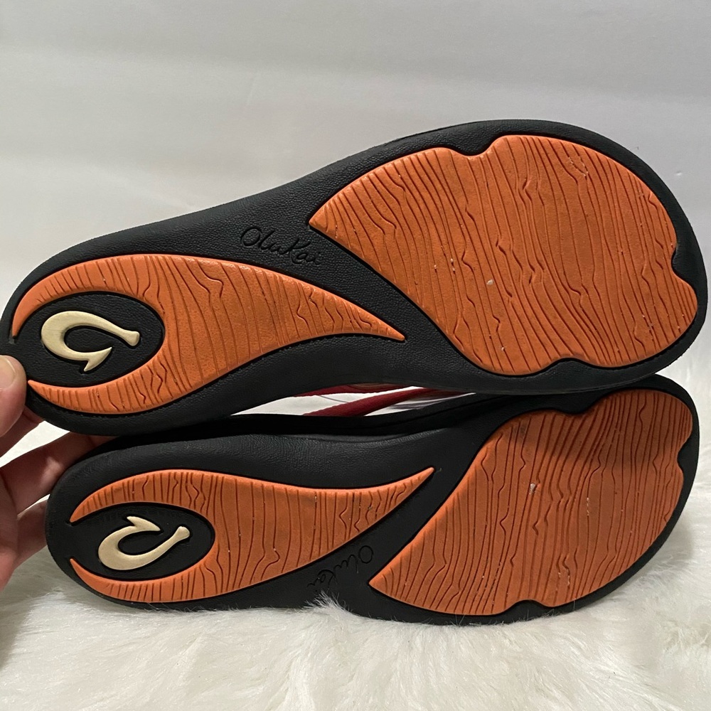 Olukai Sandals - Picture 5 of 5